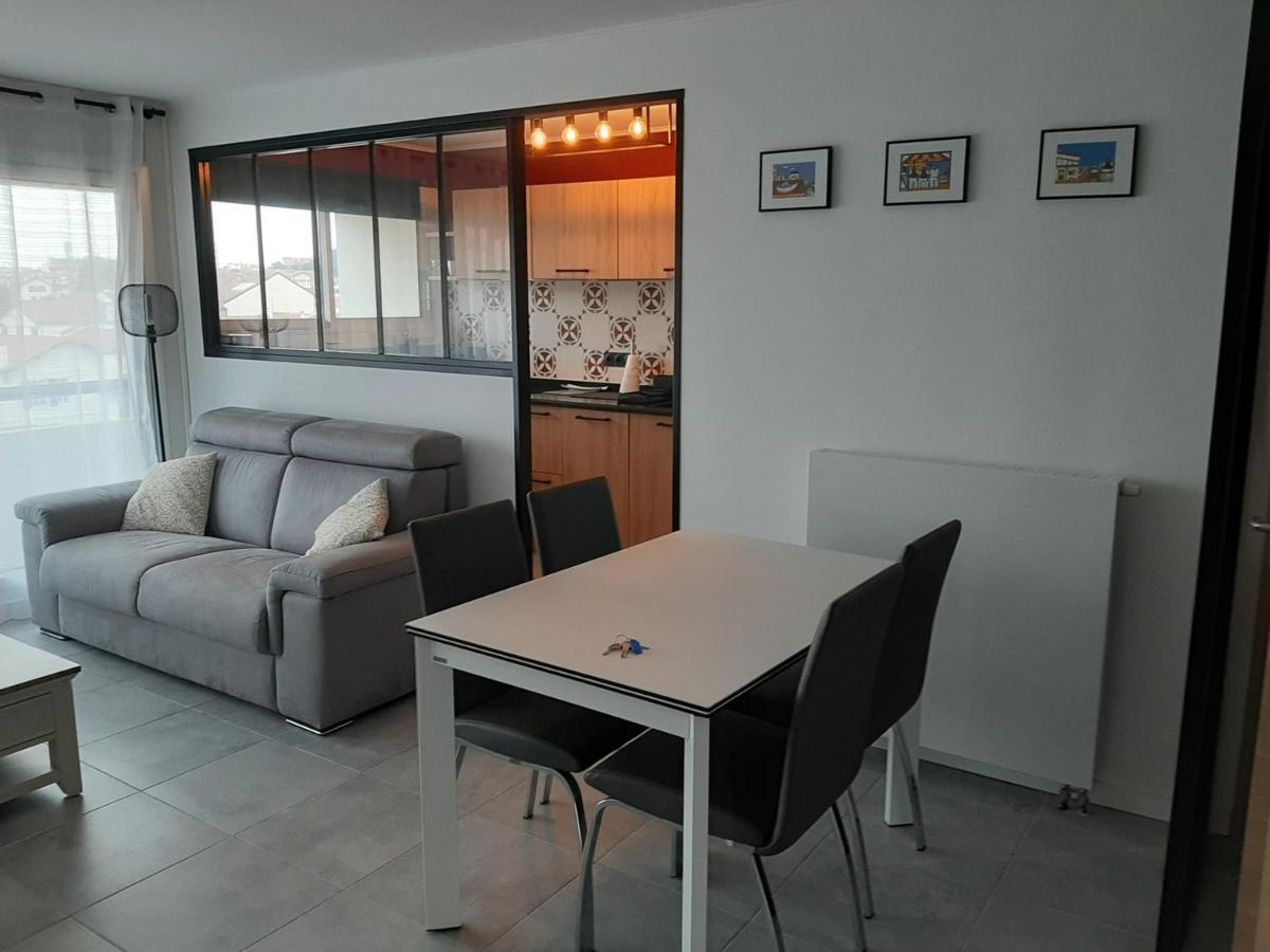Appartement T3 Renove A 10 Min Du Centre-Ville Avec Balcon, Garage Et Wifi A Saint-Jean-De-Luz - Fr-1-239-584 Zewnętrze zdjęcie